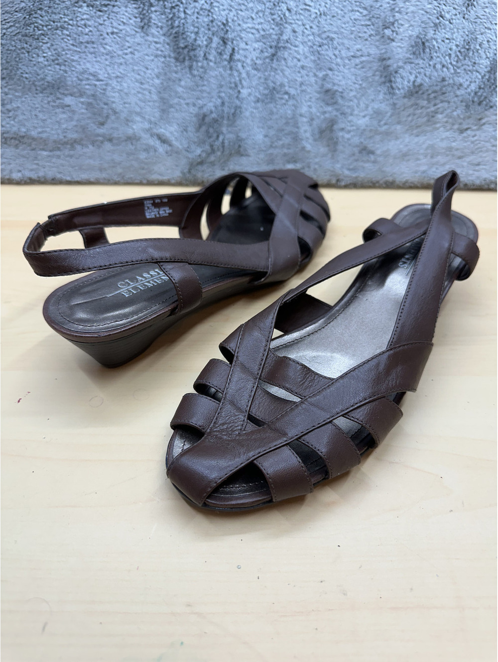 Classic Elements Brown Leather Slingback Sandals Vintage Woven Design